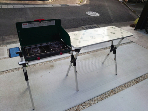 コールマン　ツーバーナー、キッチンテーブル等