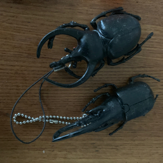カブトムシのおもちゃの画像