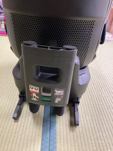 取引中 チャイルドシート エールベベクルット4i ISOFIX