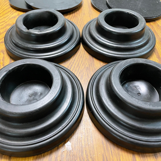 アップライトピアノ用インシュレーターの画像