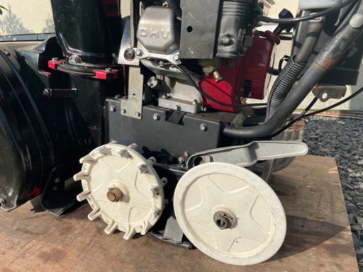 【難あり】除雪機　ホンダ　HS660 電動シューター