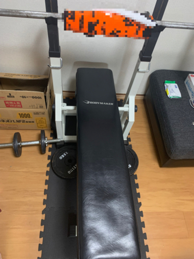 ベンチ台＋バーベル、ダンベルセット