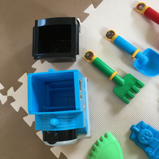 値下げ　トーマス砂遊びセット+おまけ付きの画像