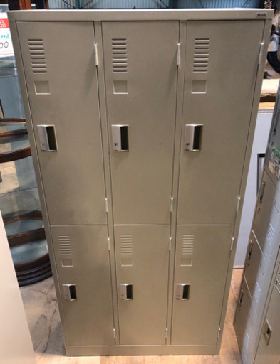 ⭐︎中古品　六人用ロッカー　900×515×1790mm 事務機⭐︎