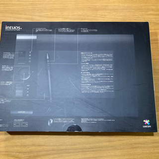 【値下げ中】Wacom ワコム　intuos4　ペンタブレット　Mサイズの画像