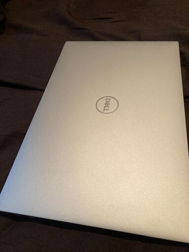 Dell XPS 9500 (2020, 15インチ, i7-10750H CPU, 32GB DDR4, NVIDIA GeForce GTX 1650 Ti 4GB, 500GB SSD)【中古】