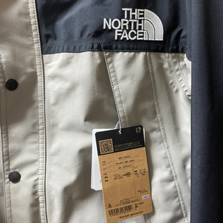 ノースフェイス　マウンテンライトジャケットの画像