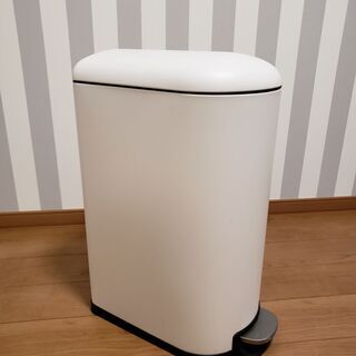（美品·新品）✨おしゃれなゴミ箱４０L