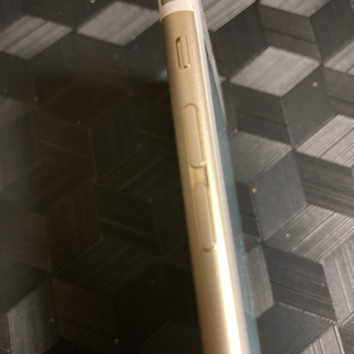 【SIMロック解除済み】iPhone 6s 64GB GOLD の画像