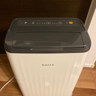 洗濯用洗剤・柔軟剤、除湿器セットの画像