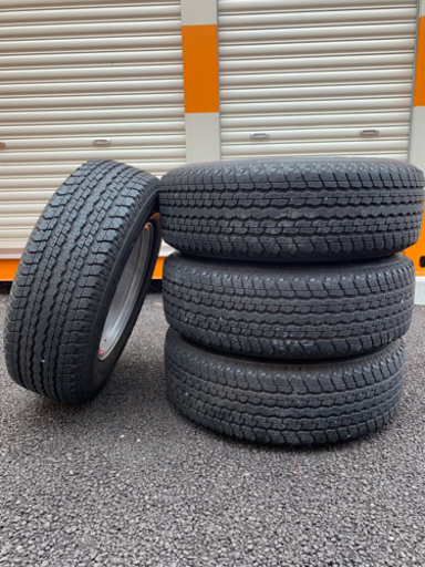 ブリヂストンタイヤ　255/70R18 デューラーH/T8404本＋1本セット