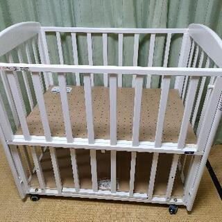 KATOJI ベビーベッド ミニサイズ カトージ 中古美品の画像