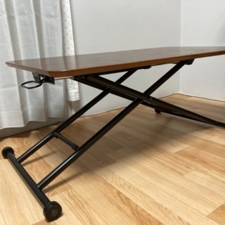 高さ自由自在✨昇降テーブル✨の画像