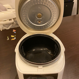 炊飯器　（使用感あり）の画像