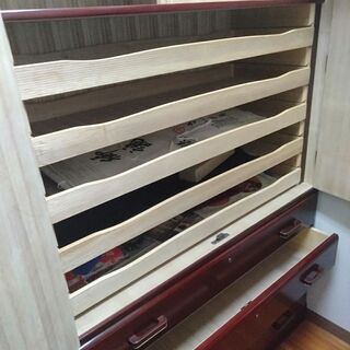 タンス 着物の画像