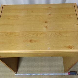 鏡付き机の画像