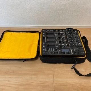Allen & Heath DB4 DJミキサーの画像