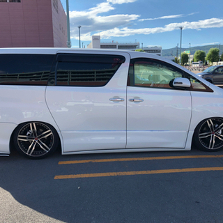 アルファード　ヴェルファイア　エアサスの画像