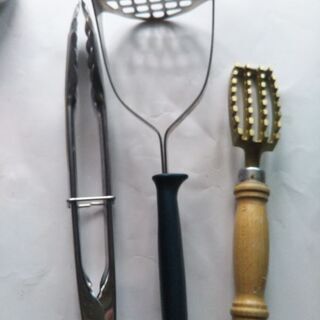 キッチン用品　詰合せ　ピーラー　肉たたき　マッシャーの画像