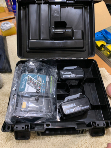 マキタ　インパクトドライバー　18v 付属品