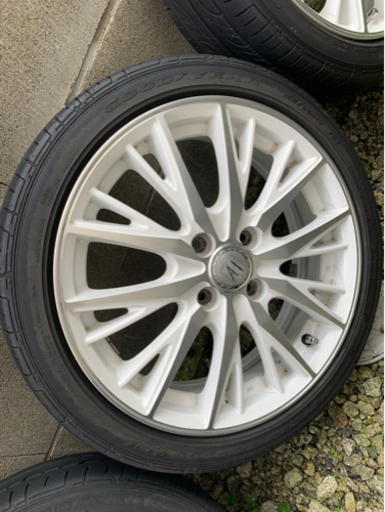 ホワイトホイール　16インチ