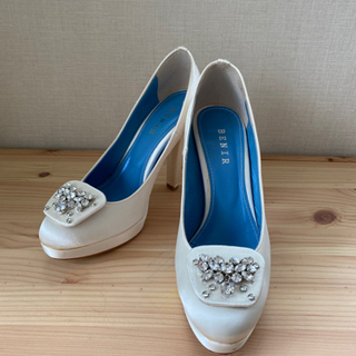 ベニル BENIR ウェディングシューズ ビジュークリップ付き 23 