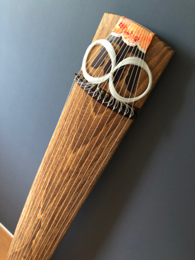 【お取引中です】箏 琴 13弦 和楽器（楽譜等付属品つき/琴柱はありません）