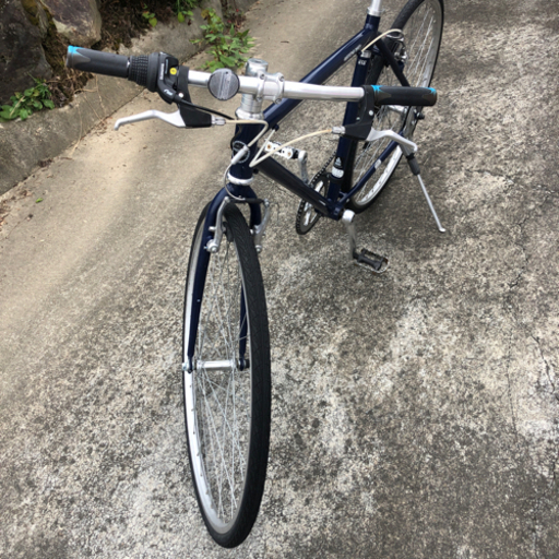 自転車 クロスバイク WEEKEND BIKES 外装7段変速 フレームサイズ450 WEEKEND BIKES タイヤ700C×28C 7段変速