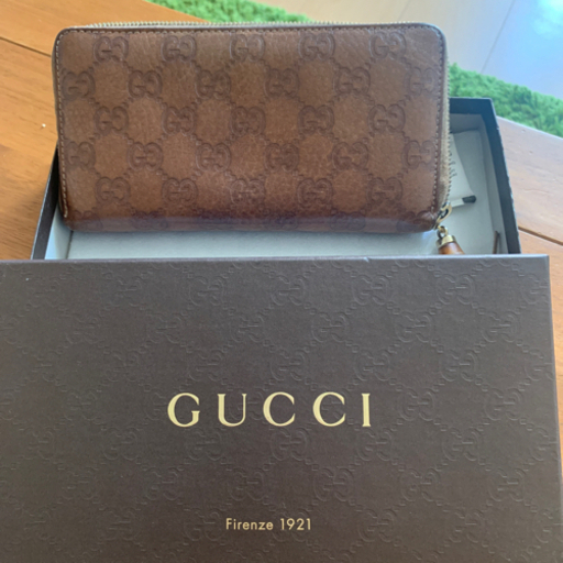 グッチ　シマレザー長財布