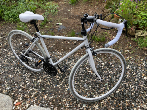 白のロードバイク　取りに来れる方で！