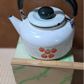 【未使用】ほうろうの片手鍋とやかん