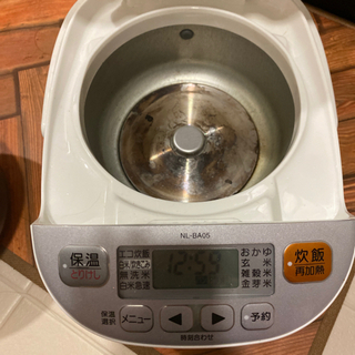 【お取引の相手見つかりました】３合炊きの炊飯器の画像