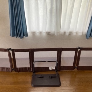 おくだけとおせんぼ　スマートワイド　ベビーゲート　日本育児　ブラウン