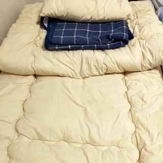 【お譲りします】布団セット　無料（２セットあります）