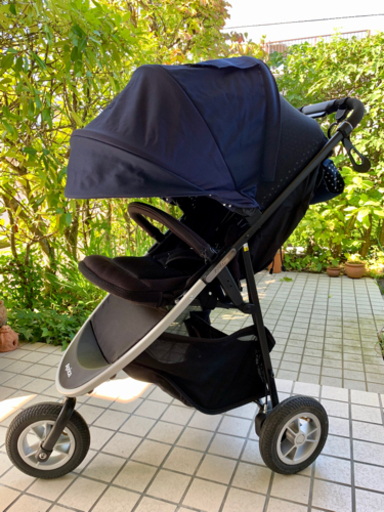 新品同様○アップリカ○スムーヴ○三輪バギー