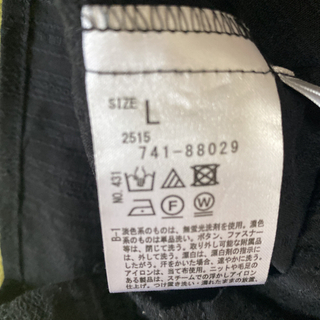 WORLD☆シューラルー ☆ブラックレースブラウスの画像