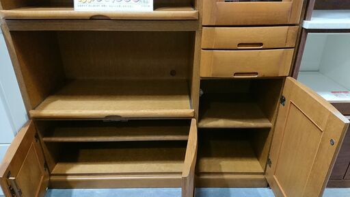 価格見直しました！府中家具｜オクムラ｜楢材｜3枚扉キッチンボード