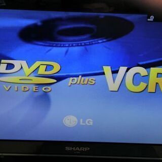 LGエレクトロニクス LG DVCR-B100 ビデオ一体型DVDプレーヤーの画像