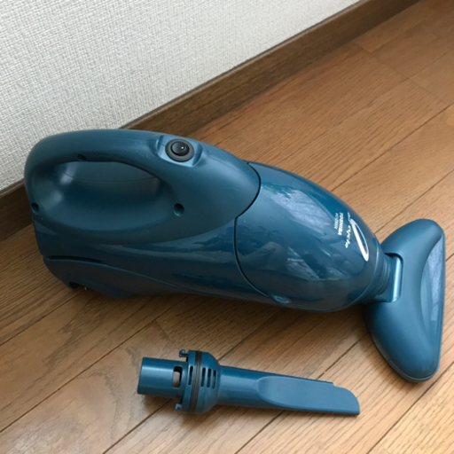 東芝　《家庭用ミニクリーナー》