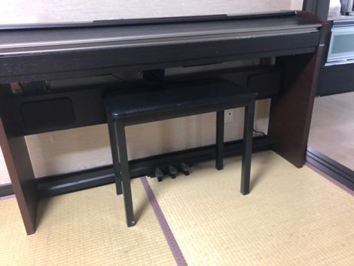 電子ピアノ