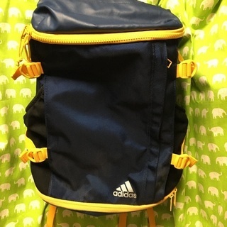 adidas アディダス　リュック　バックパック