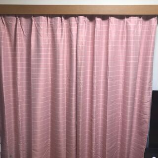 遮光性カーテン「チェック」ピンク色　２枚組　約幅１００×丈１７８...