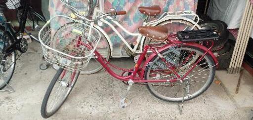 自転車　ノーパンクタイヤ【赤自転車】