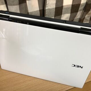 彡 特Aランク美麗品・NEC・Webｶﾒﾗ内蔵・i7第四/新品SSD240GB/クリスタルホワイトWin10 64bit/Office2019付/15.6ｲﾝﾁ/メモリ８GＢ/無線/DVD・ＣＤ再生ソフト付　No.2109001の画像