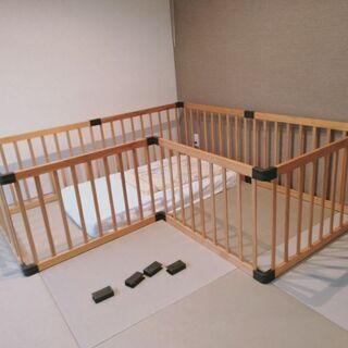 ベビーサークルの画像