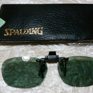 【無事受け渡し完了】SPALDING クリップ式サングラス