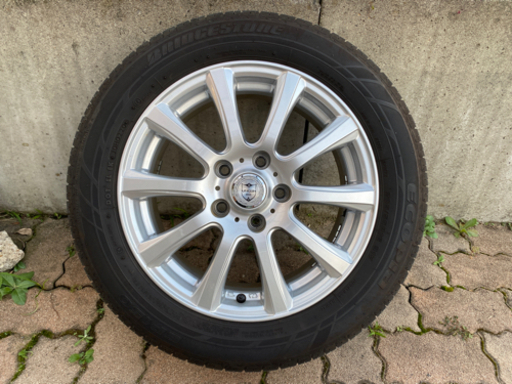 日産リーフに履いてましたタイヤホイールです