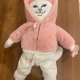 ぬいぐるみ　猫　RIPNDIP