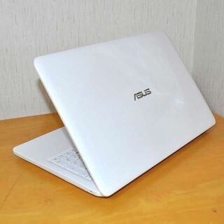 【取引先決定】早い！/ASUS/第4世代/ノートパソコン/SSD/極上美品の画像
