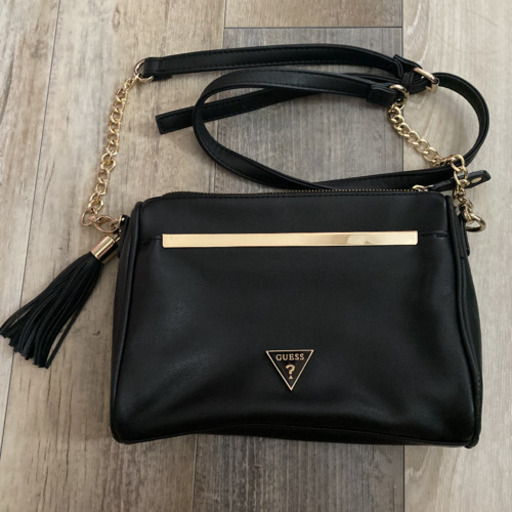 ゲス　ショルダーバッグ　guess